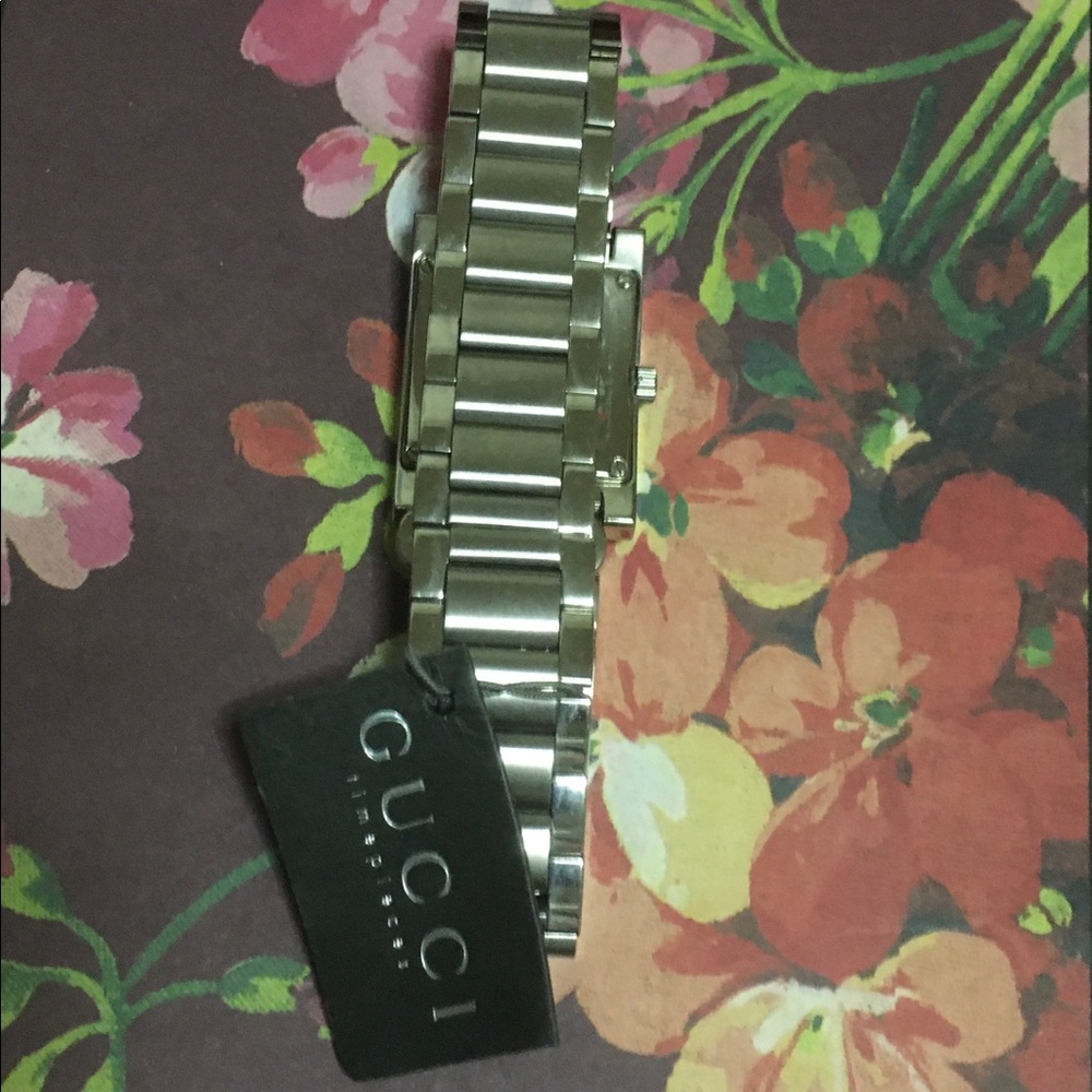 GUCCI Watch - Picture 11 of 12